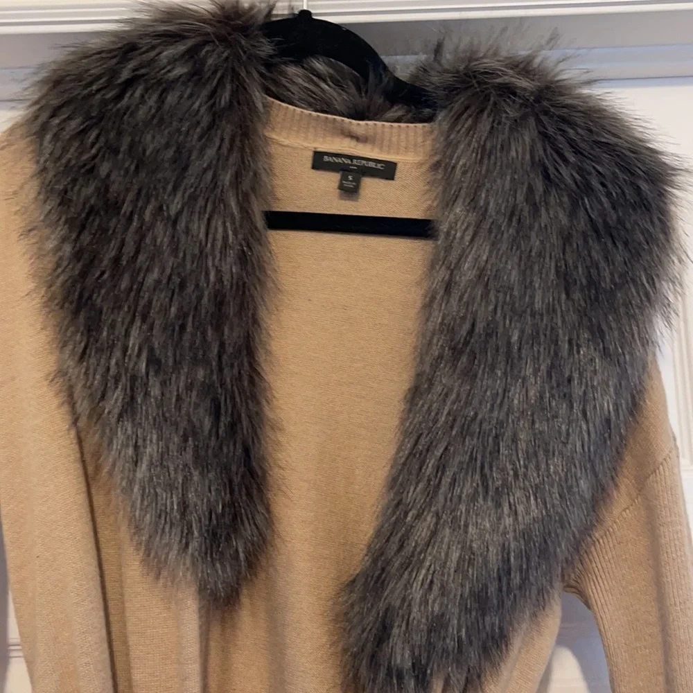 Banana Republic detachable faux fur cardigan wrap belted size small - Picture 2 of 4